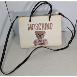MOSCHINO TEDDY BEAR SQUARE SHOULDER BAG IN WHITE